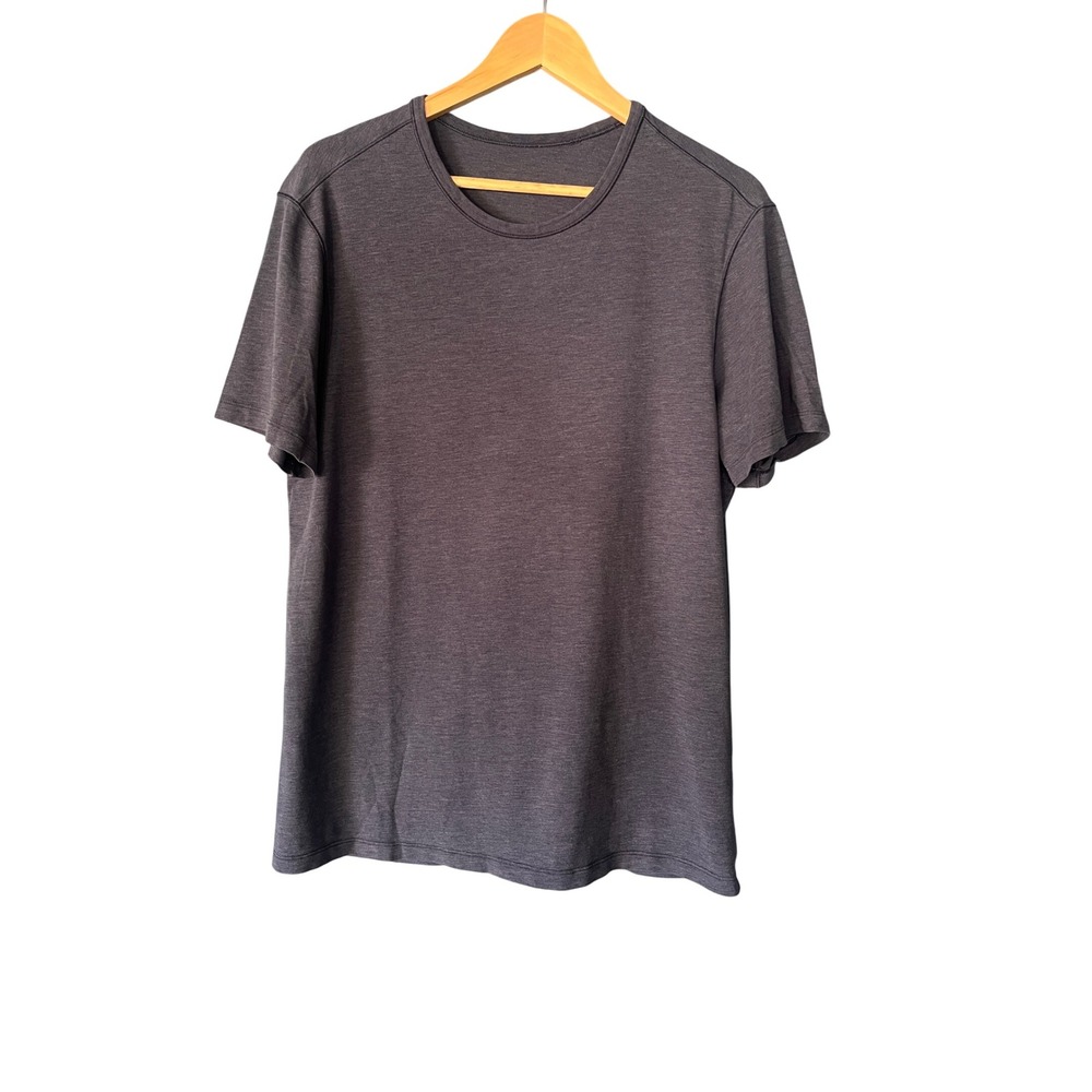 Lululemon Men's Navy Blue Short Sleeve Athletic T-Shirt